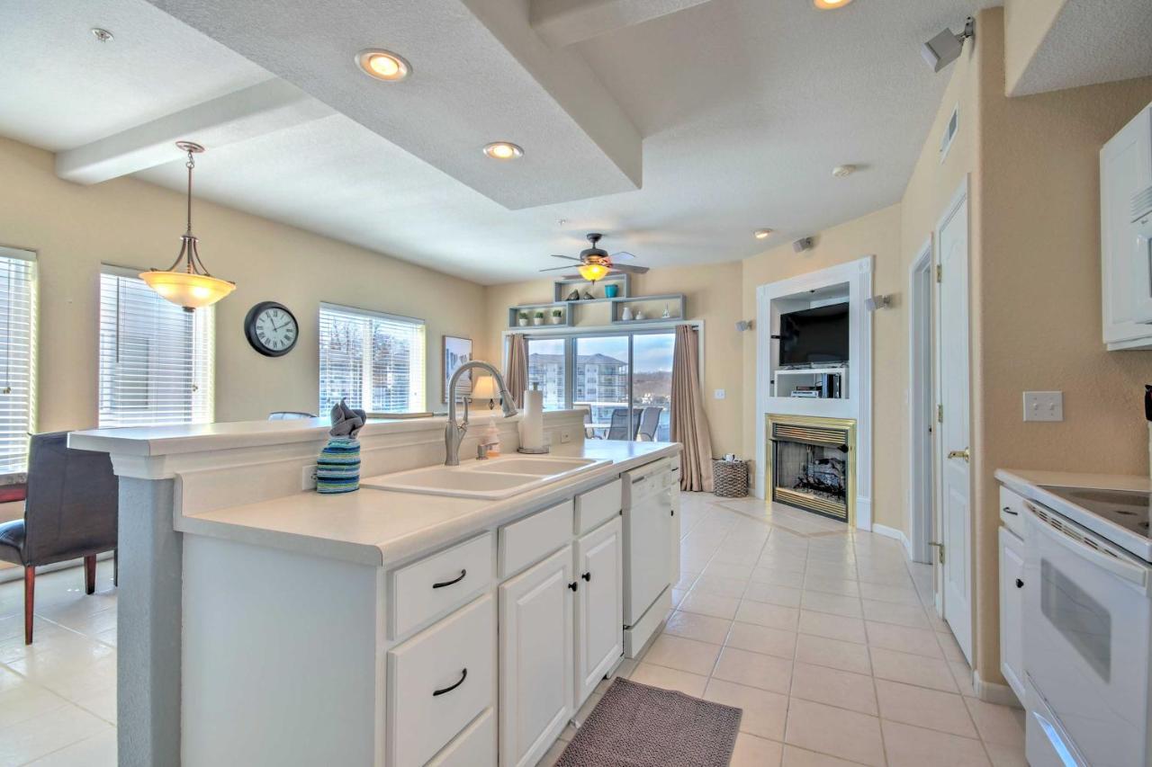 Lakefront Ozark Condo With Views And Boat Slip! Lake Ozark Exterior foto